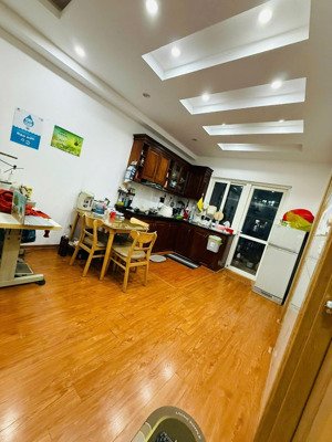 căn hộ 2 phòng ngủ 2wc 65m2 tim tường nội thất cơ bản giá rẻ nhất cùng phân khúc chỉ 3tỷ1 thu về