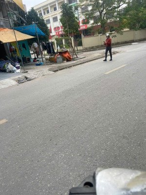 bán nhà khu tái định cư ,tứ hiệp,thanh trì, dt 30mx6t, có vỉa hè,kinh doanh đỉnh,giá 12,5 tỷ