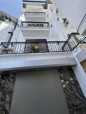 tdp phượng nghĩa - phường chương mỹ nhà 5 tầng ô tô lùi cửa 3,4 tỷ ( có tl)