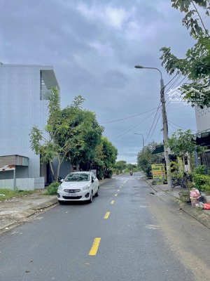 võ tự đường 5,5m hướng đông nam sạch đẹp, dân cư đông đúc