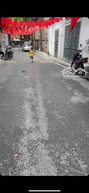 bán nhà dân xây phố sài đồng, ngõ thông ô tô tránh, dt: 42m2, mt: 6.7m, nhỉnh 12tỷ