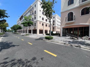 tôi chính chủ cần bán căn góc trực diện công viên limoni chỉ 1x tỷ