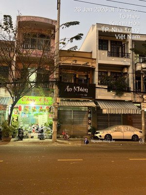 chính chủ cần bán nhà 2 tầng mặt tiền tô hiệu, vị trí siêu đẹp đối diện kđc mipeco, giá 8tỷ699tr