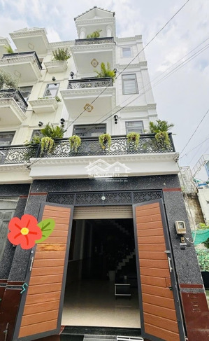 giảm 400 triệu bán nhà tân chánh hiệp q12 - 52m2(4.3 x 12m )- 4tầng- hxh 5m- chỉ 5,78tỷ. ( tl)