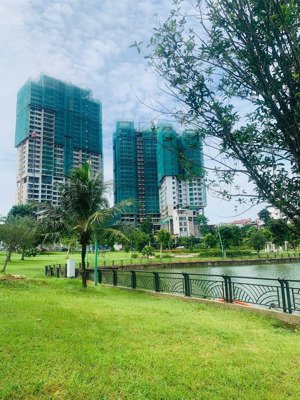 bán căn hộ cao cấp ven hồ công viên văn lang p thanh miếu -phú thọ .sổ đỏ lâu dài .lh :0977040636