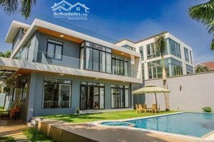 bán nhà mt nguyễn văn hưởng,thảo điền thủ đức, dt 20x38m cn 749m2, kc 2 tầng hồ bơi, giá 240 tỷ