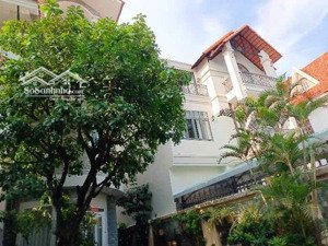 chính chủ cần bán gấp biệt thự p. an khánh quận 2 300m2 (10 x 30) 4 tầng 59 tỷ tl