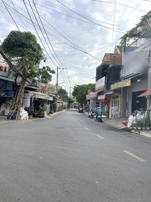 mặt tiền kinh doanh gần trường hoa lư 186m² giá chỉ 8.5 tỷ (~40tr/m) siêu rẻ