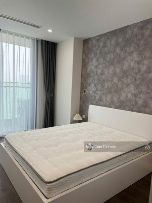 cho thuê căn hộ cao cấp 2 ngủ full nội thất sunshine golden river giá 28tr/tháng 