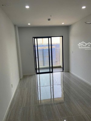 cần cho thuê căn góc tầng 17 view cực đẹp 2pn 2wc giá 7triệu/tháng dọn vào ở ngay