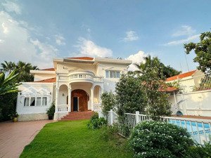 bán nhà mt đường số 55 thảo điền thủ đức, dt 22x48m cn 1050m2, kc 2 tầng - hồ bơi, giá 200 tỷ