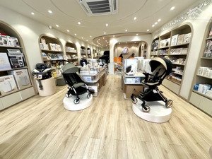 mặt tiền 6m q3 xây dựng 7tầng . đang cho thuê tốt. giá 59.9tỷ thương lượng 1 đời chủ