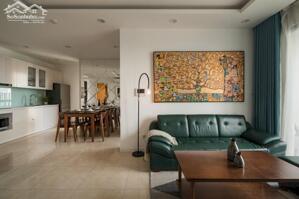 Bán căn hộ 2PN Vinhomes D''Capitale giá chỉ 9 tỷ chốt luôn