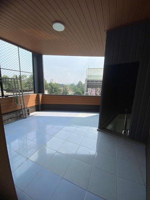 bán nhà cmt8 q3 - ngang 6m - 5 tầng - 7pn - cách mt 50m - nhà mới ở ngay