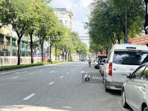 bán nhà mặt tiền rạch bùng binh quận 3 gần cách mạng tháng tám, 31m² ngang lớn 7m - 14.5 tỷ