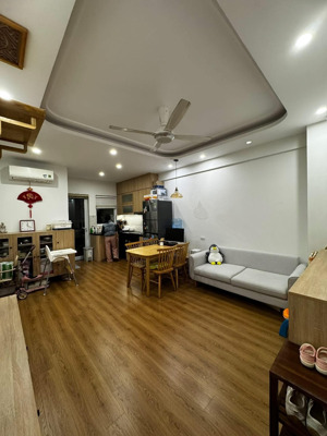 bán chung cư ct2a xa la 2 ngủ bc đông nam