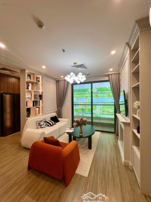 giảm giá sốc lây tiền tiêu tết căn 1pn và studio london tầng trung view đẹp