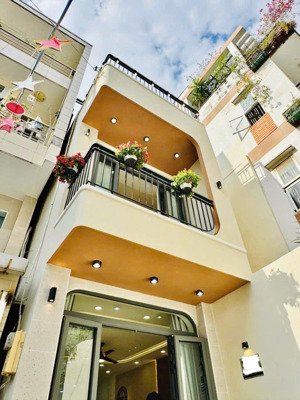 sos!!! bán nhà ngộp siêu đẹp ngay trần thị cờ, thới an, quận 12, chỉ nhỉnh 3tỷ75 còn thương lượng