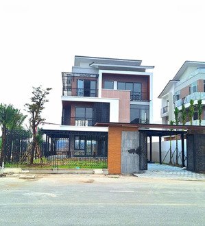 giá rẻ hơn chung cư hà nội chỉ 70t/m -centa riverside ngay tâm điểm ga trung mầu,15phút tới hồ tây