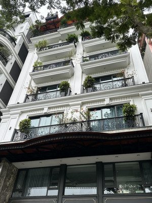 siêu hiếm--30 tỷ có nhà mặt phố phạm hồng thái - ba đình - 32m2 - 6m mặt tiền - 6tầng -vỉa hè ô tô