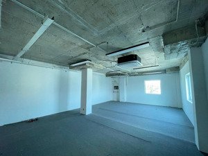 văn phòng nguyễn trãi 70m2 sàn suốt dễ setup