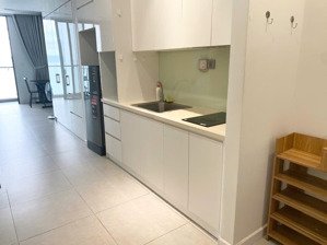 bán căn hộ đông nam scenia bay giá 3 tỷ. lh 