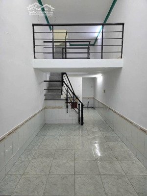 khu vip kiều đàm - nhà đẹp 3tầng đầy đủ công năng - 48m2 100m ra hoàng trọng mâu - chỉ 5.65tỷ