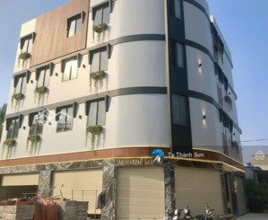 lô góc 50 phòng 180tr/tháng, ngay vinhomes 600m2 đất, 4 tầng full phòng có thang máy và pccc,..