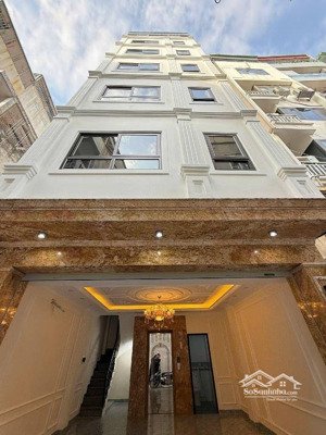 bán nhà phố phạm văn đồng, hàng xóm ciputra. diện tích: 43m2