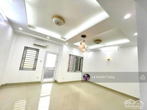 bán nhanh nhà phân lô - gần hồ tây - ô tô tránh - ngõ thông - 2phút ra hồ - 6 tầng- 40m2 - 16,8 tỷ