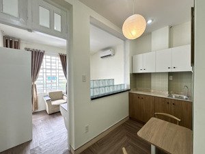 căn hộ 1pn bancol tách bếp mới 100% | gần cv lê thị riêng q10,thang máy,cho nuôi pet,lh tư vấn