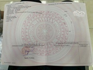 hàng hiếm duy nhất 1 lô 70m2 trục chính khu đô thị mới vòng xuyến văn giang sát ecopark có sẵn nhà