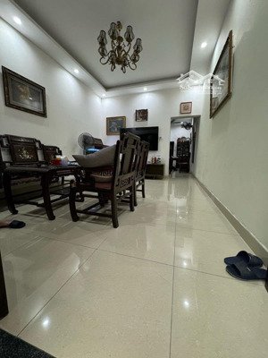 mặt ngõ thông phố minh khai 2 thoáng dân xây kinh doanh đẹp sổ đỏ cc 40m x5t giá nhỉnh 7 tỷ có tl