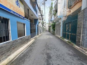 khu vip phan đình phùng - 55m2 x2 tầng - mới ở ngay - chỉ 7.9tỷ tl