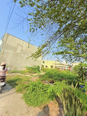 đất trống full thổ cư tương lai mt 25m sổ riêng