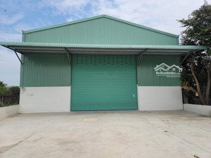 cho thuê kho xưởng dt 300m2 đường xuân thới đông 1