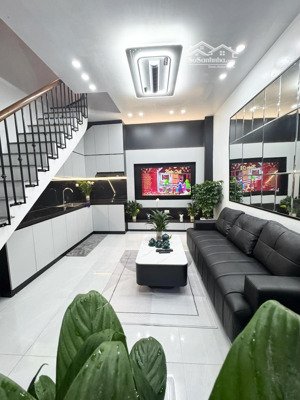 bán nhà phố bạch mai - nhà mới - giá tốt - vị trí đẹp - full nội thất