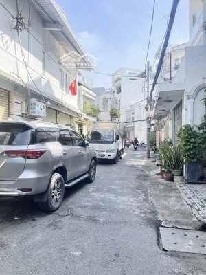 q11. b.án n.hà 5 tầng btct - bình thới - hẻm xe tải - sát mặt tiền - 40m2 n4