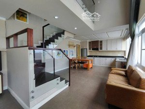 penthouse sky garden iii, dt 270m2 - 3pn + 3wc - sổ hồng cầm tay - sang tên nhanh - giá 9,99 tỷ