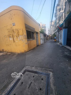ngay trung tâm gò vấp 70m2 - hẻm ô tô tận cửa cách phạm văn chiêu 200m
