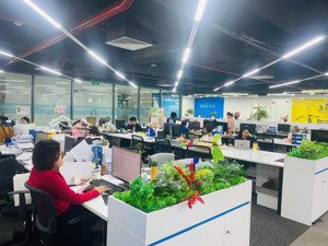 cho thuê sàn văn phòng 368m2 sẵn nội thất tại diamond flower mặt phố lê văn lương giá 250k/m2
