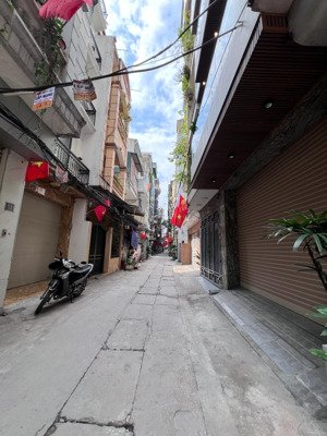 bán nhà riêng 50m2, 18,6 tỷ tại đội cấn, cống vị, ba đình, hà nội