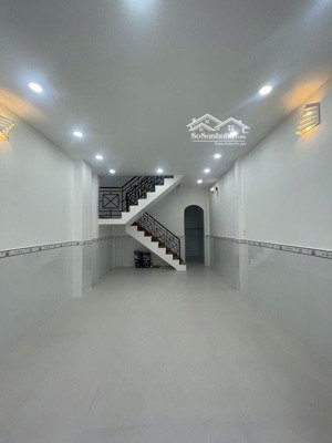 bán nhà 50m2 hẻm xe hơi 5m, đỗ gần cách mặt tiền 10m. công nhận đủ ngay p15, phan huy ích, tân bình