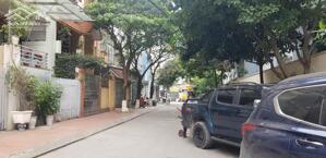 Bán nhà 85m2 phố Đông Quan Cầu Giấy vỉa hè ô tô 25 tỷ. Khu phân lô