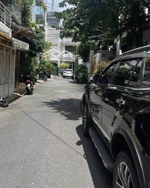 có 7.5 tỷ không mua nhà này thì mua nhà nào ở q7 nữa?