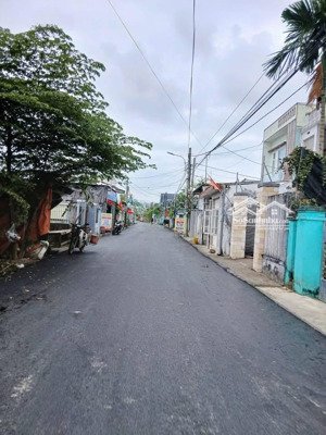 hàng chính chủ đất 2 mặt tiền tân hạnh, giá tốt nhất khu