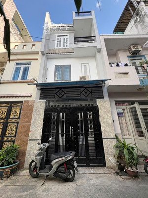 bán nhà 2 lầu hẻm 6m thông 1/ lê văn quới 4x11,1m chính chủ giá tốt