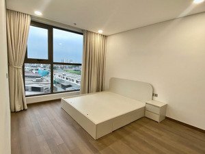 chính chủ cho thuê chung cư khai sơn 3pn-2vs hướng đn full nội thất đồ điện tử mới đẹp