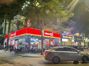 đẹp - cho thuê nhà mặt phố triều khúc, dt 70m2, mt 15m, vị trí đẹp tuyến phố cực đông sinh viên