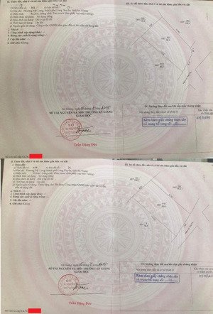 bán 2 căn kề nhau+1 căn đang cho thuê với 3 nhà nhỏ có gác có nhà vs+1 căn đang ở 1 trệt 1 lầu 2 wc